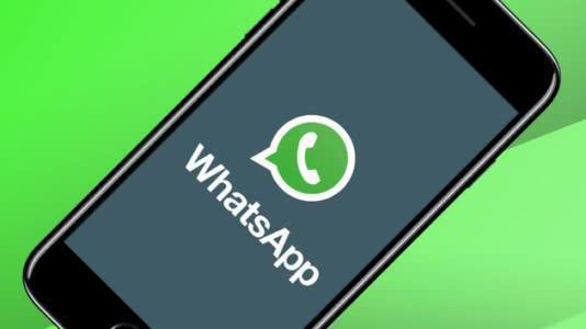 明星WhatsApp,揭秘娱乐圈幕后故事